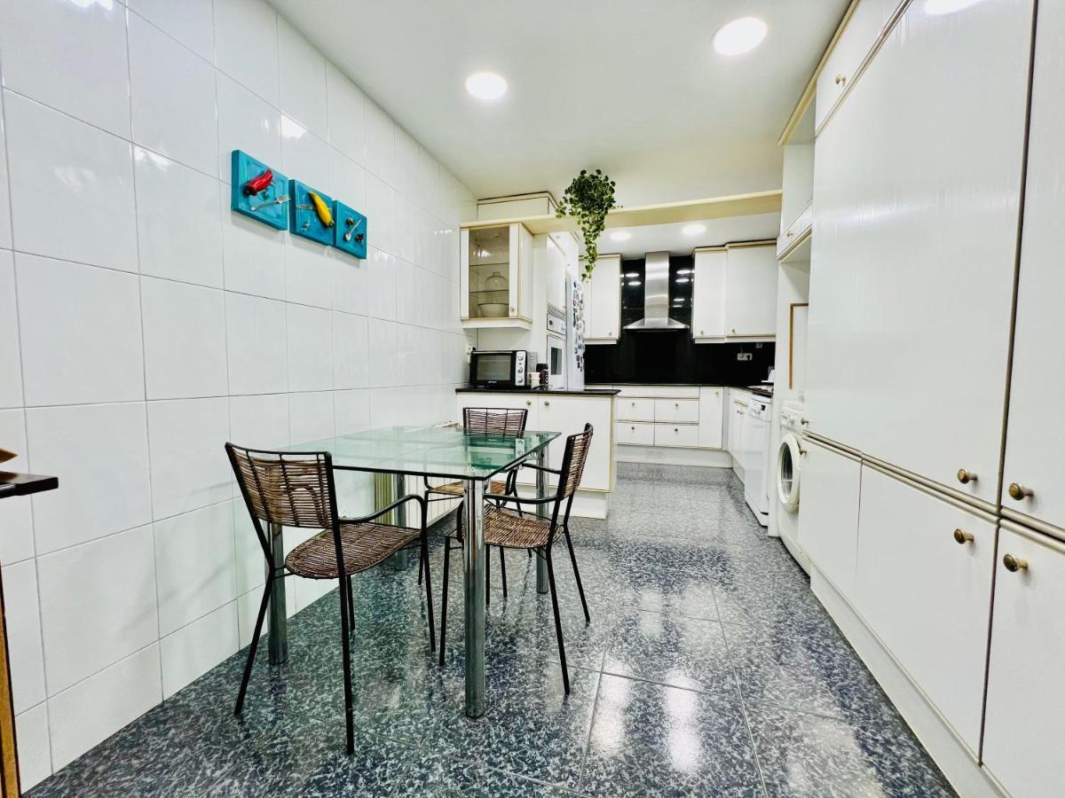 Your Second Home In Barcelona With Private Room And Private Bathroom Close To Montjuic, Pl Espana, La Rambla, Ferry Port Eksteriør billede